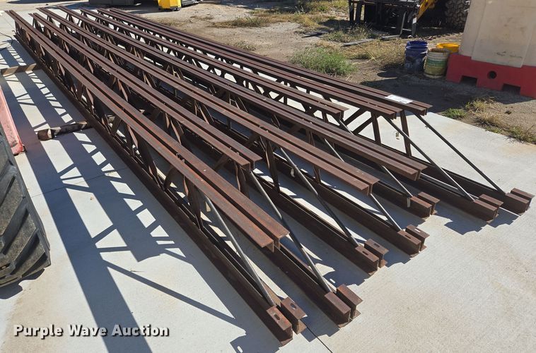 image for item EE8621 (7) bar joist trusses