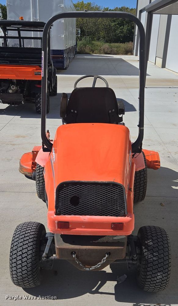 image for item EE8622 Kubota  F2260 lawn mower