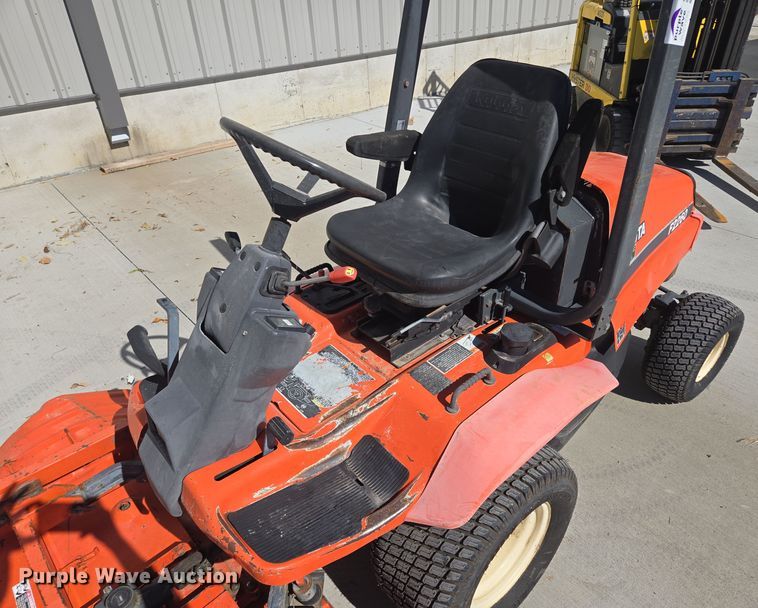image for item EE8622 Kubota  F2260 lawn mower
