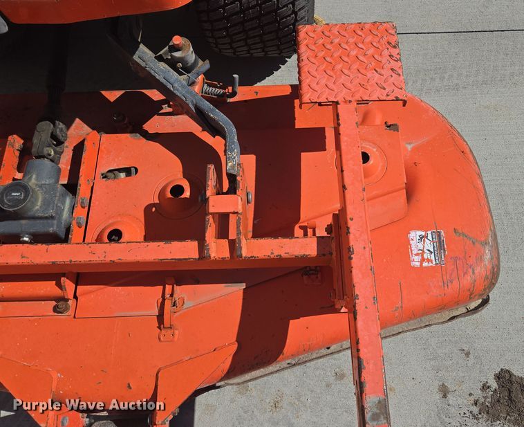 image for item EE8622 Kubota  F2260 lawn mower