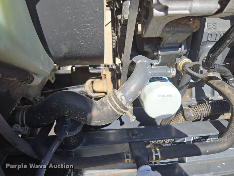 image for item EE8622 Kubota  F2260 lawn mower