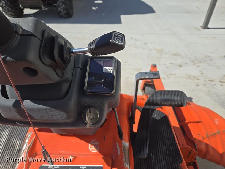 image for item EE8622 Kubota  F2260 lawn mower