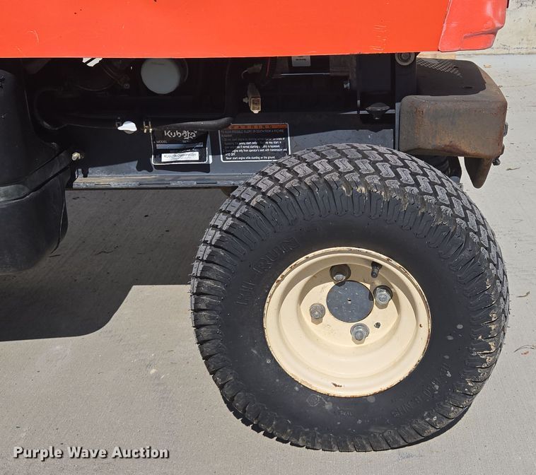 image for item EE8622 Kubota  F2260 lawn mower