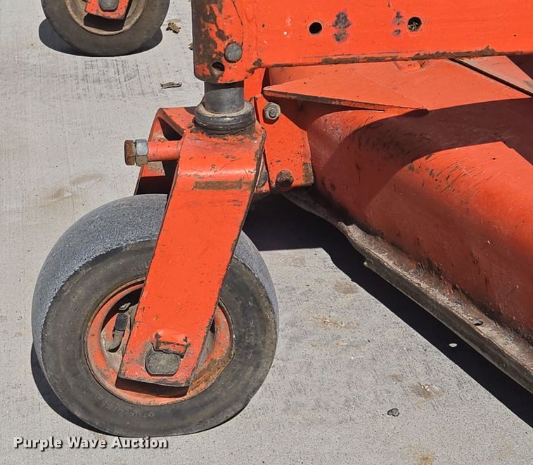 image for item EE8622 Kubota  F2260 lawn mower