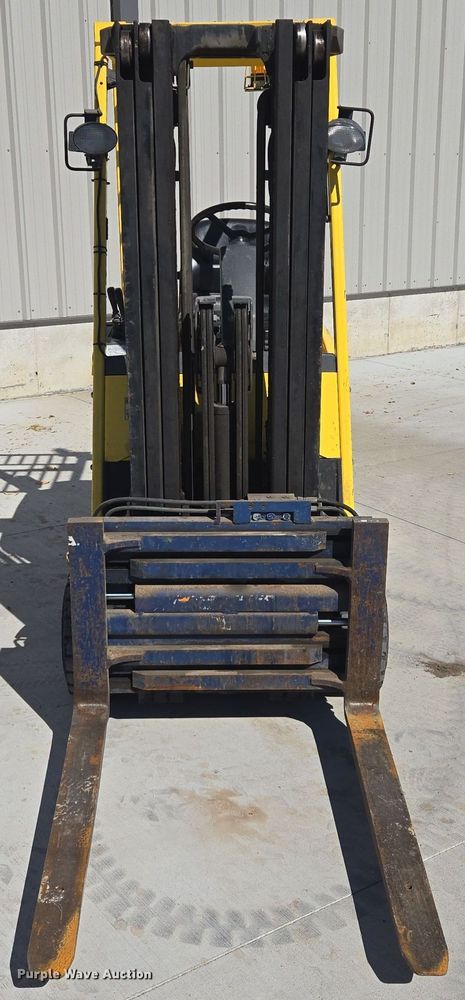 image for item EE8624 Hyster  E30XM2 forklift