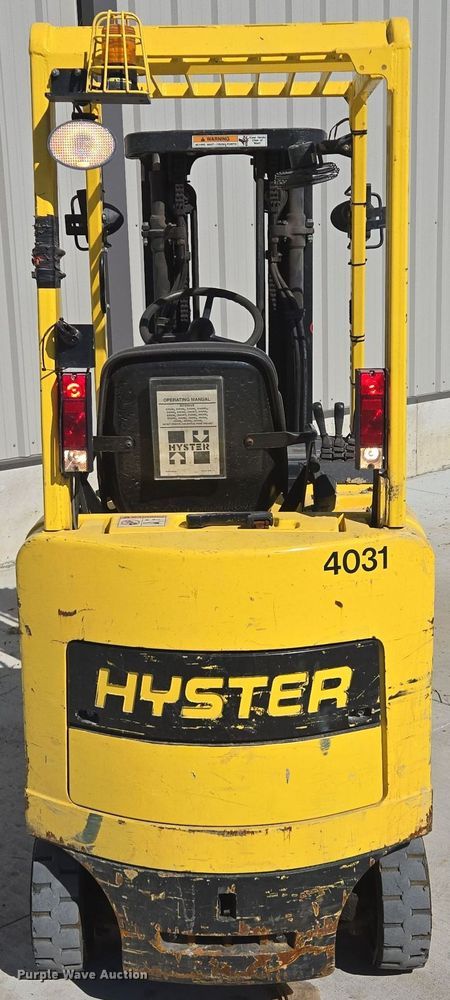 image for item EE8624 Hyster  E30XM2 forklift