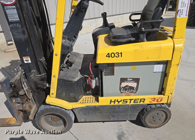 image for item EE8624 Hyster  E30XM2 forklift