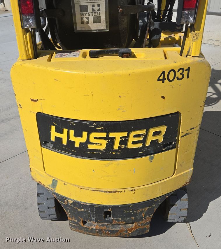 image for item EE8624 Hyster  E30XM2 forklift