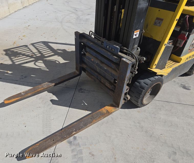 image for item EE8624 Hyster  E30XM2 forklift