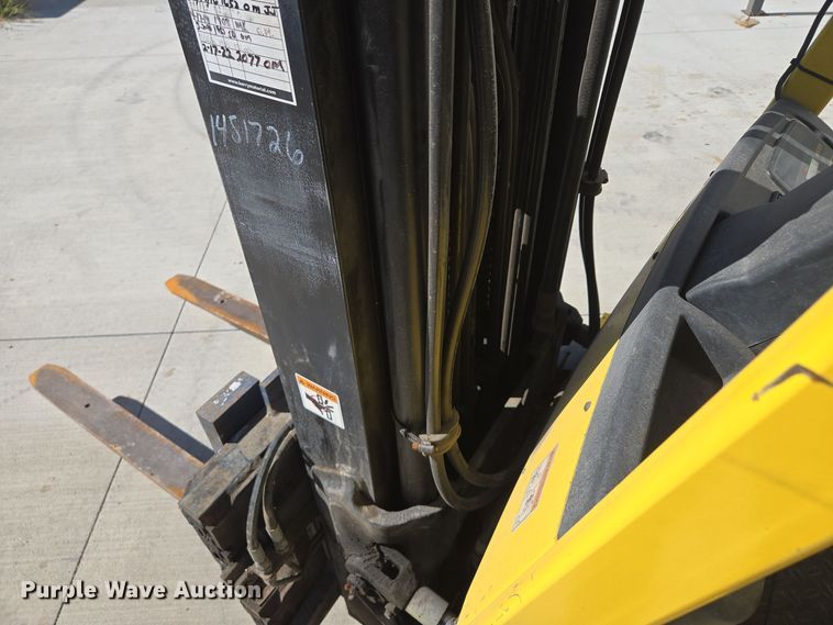 image for item EE8624 Hyster  E30XM2 forklift