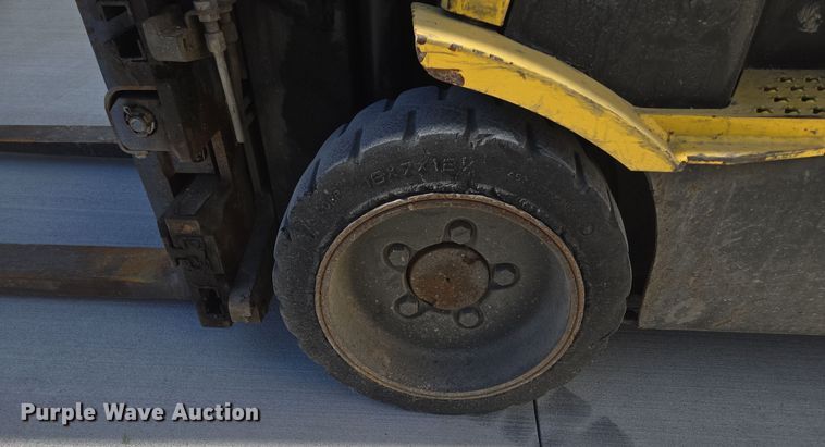 image for item EE8624 Hyster  E30XM2 forklift