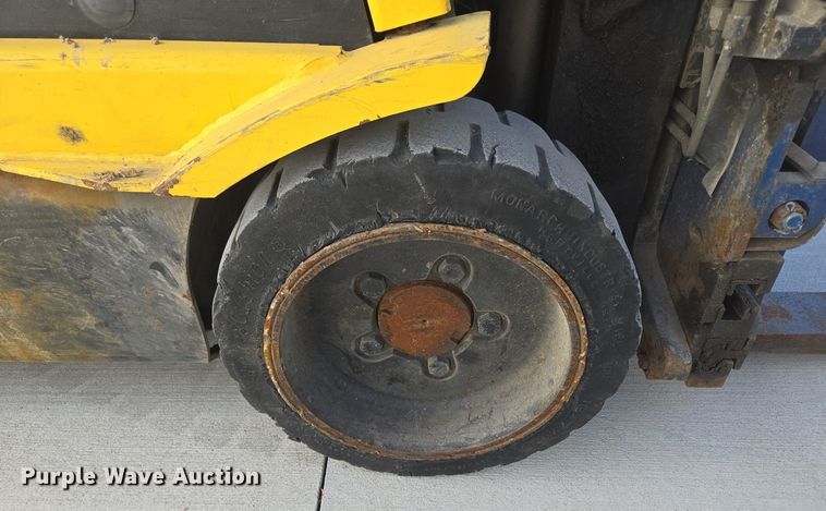 image for item EE8624 Hyster  E30XM2 forklift