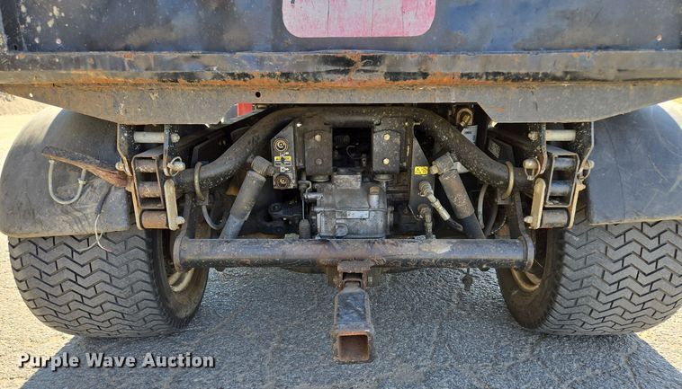 image for item EE8669 Toro Workman HDX utility vehicle