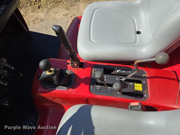 image for item EE8669 Toro Workman HDX utility vehicle