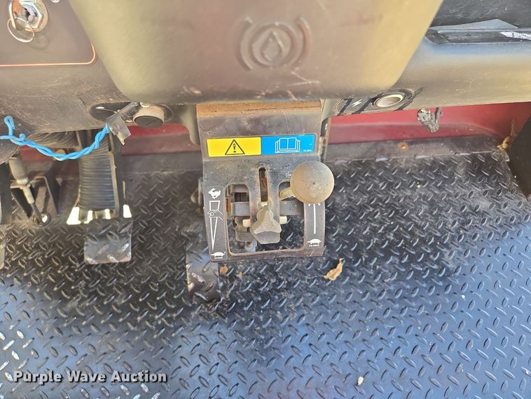 image for item EE8669 Toro Workman HDX utility vehicle