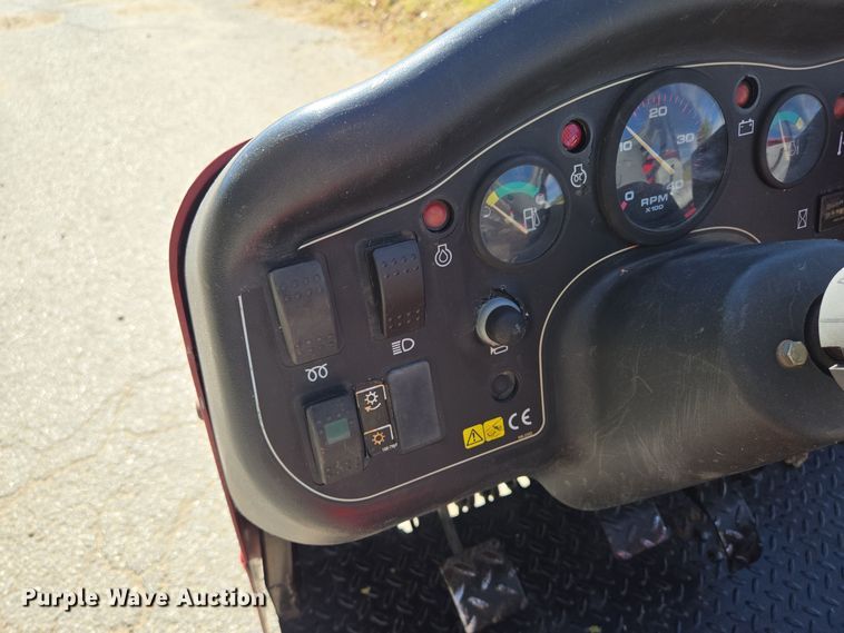 image for item EE8669 Toro Workman HDX utility vehicle