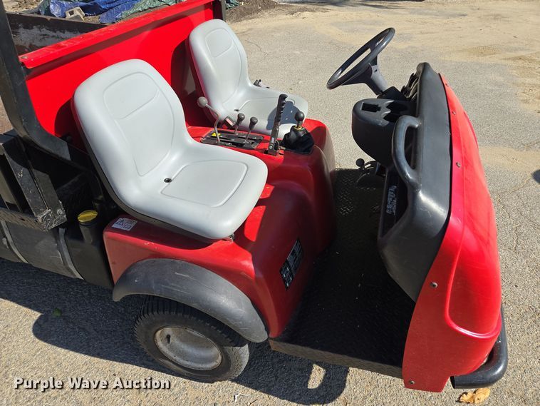 image for item EE8669 Toro Workman HDX utility vehicle