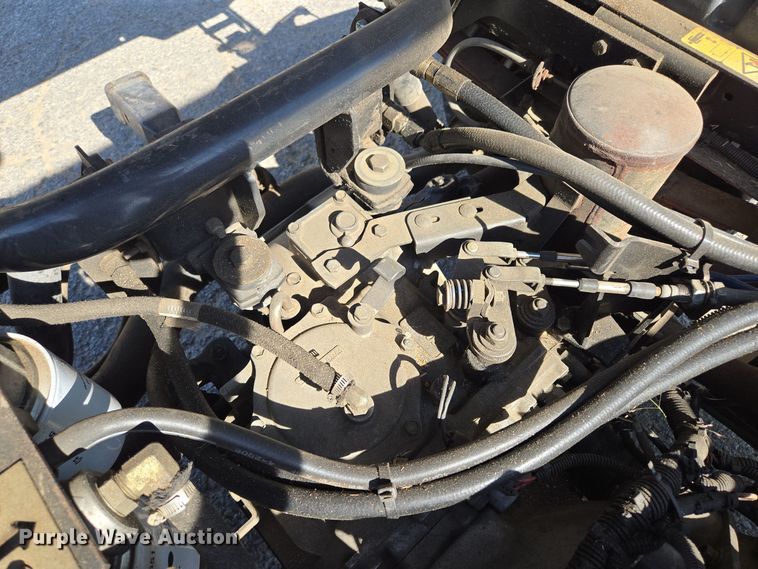 image for item EE8669 Toro Workman HDX utility vehicle