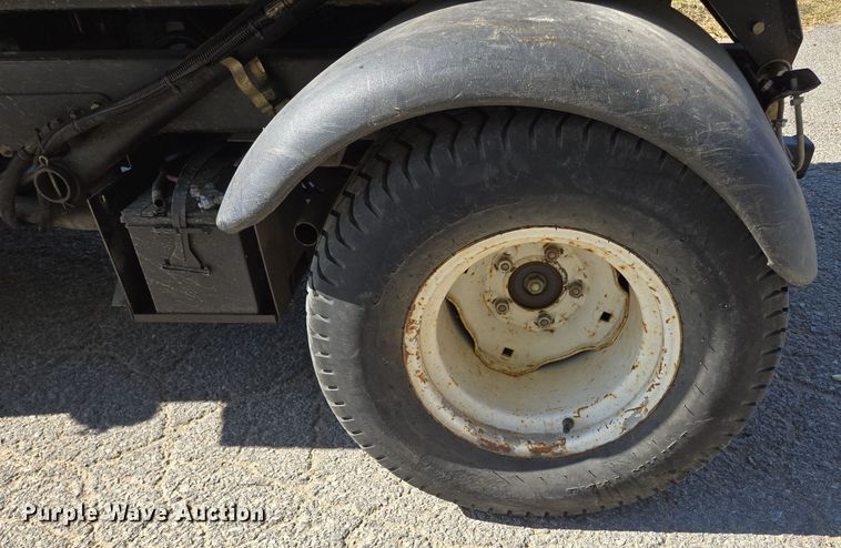 image for item EE8669 Toro Workman HDX utility vehicle