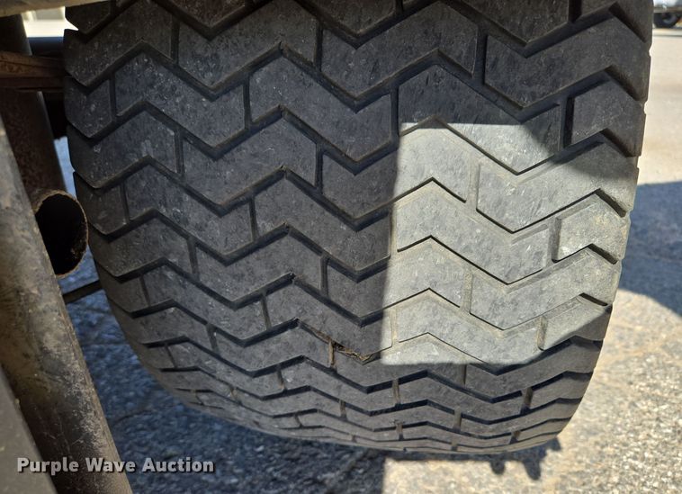 image for item EE8669 Toro Workman HDX utility vehicle