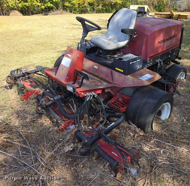 image for item EE8670 Toro Reelmaster 6500-D reel mower 