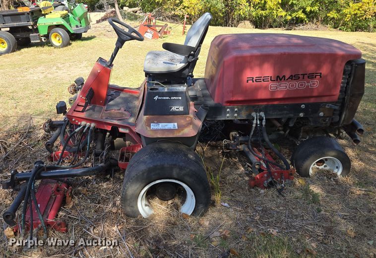 image for item EE8670 Toro Reelmaster 6500-D reel mower 