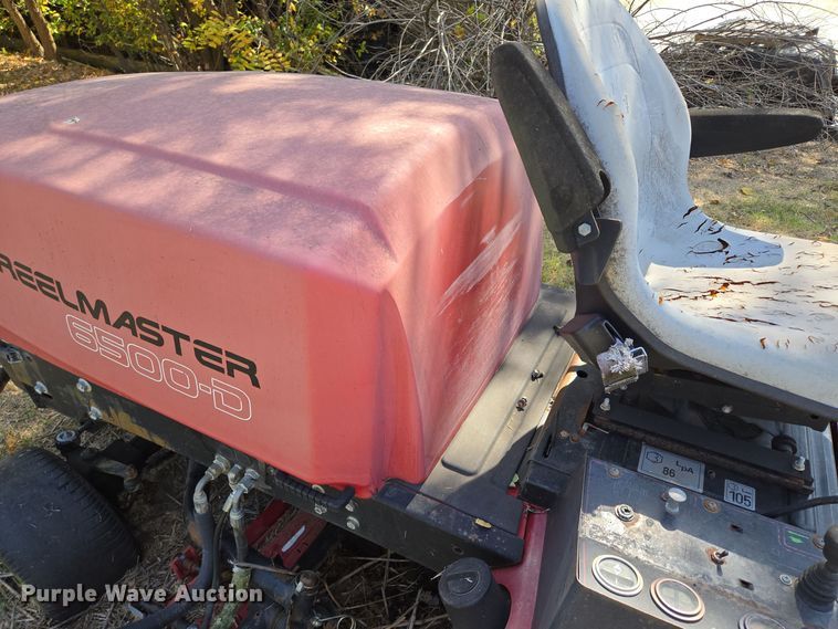 image for item EE8670 Toro Reelmaster 6500-D reel mower 