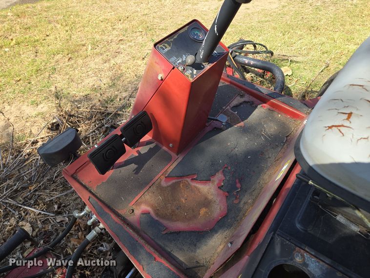 image for item EE8670 Toro Reelmaster 6500-D reel mower 