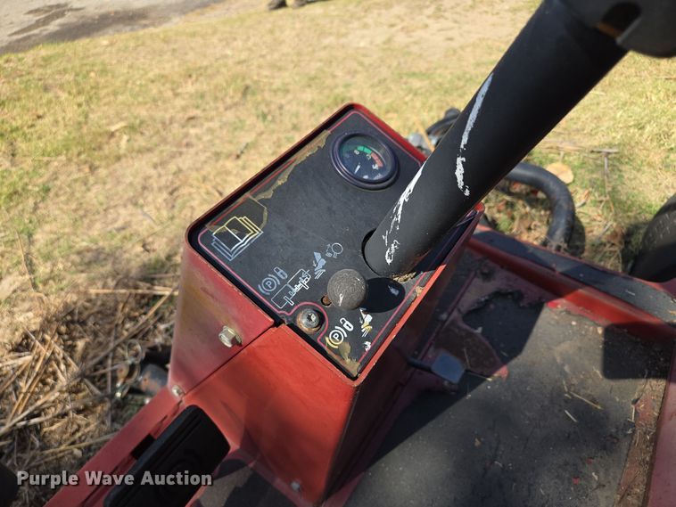 image for item EE8670 Toro Reelmaster 6500-D reel mower 