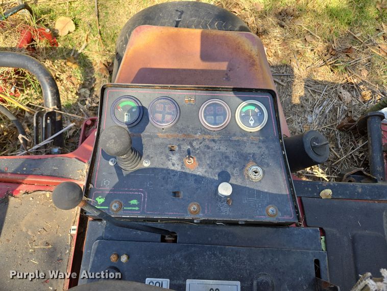 image for item EE8670 Toro Reelmaster 6500-D reel mower 