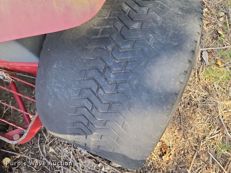 image for item EE8670 Toro Reelmaster 6500-D reel mower 