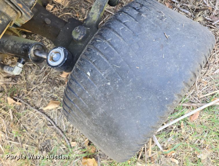 image for item EE8670 Toro Reelmaster 6500-D reel mower 