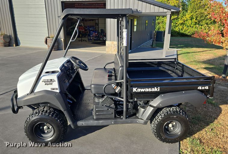 image for item EE8671 2022 Kawasaki  KAF620Z Mule utility vehicle
