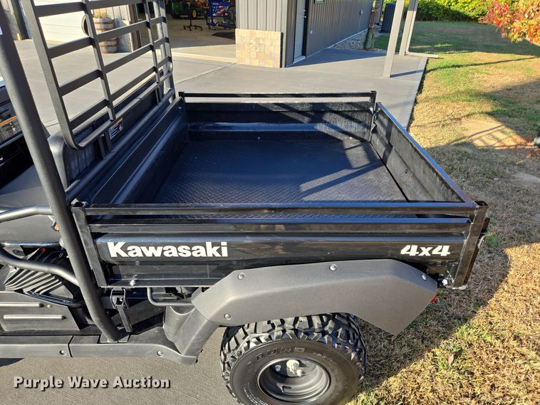 image for item EE8671 2022 Kawasaki  KAF620Z Mule utility vehicle