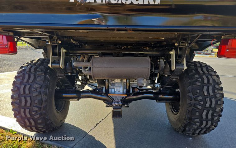 image for item EE8671 2022 Kawasaki  KAF620Z Mule utility vehicle