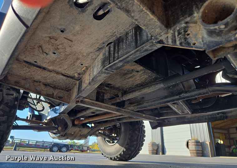 image for item EE8671 2022 Kawasaki  KAF620Z Mule utility vehicle