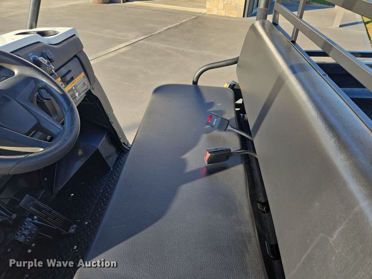 image for item EE8671 2022 Kawasaki  KAF620Z Mule utility vehicle