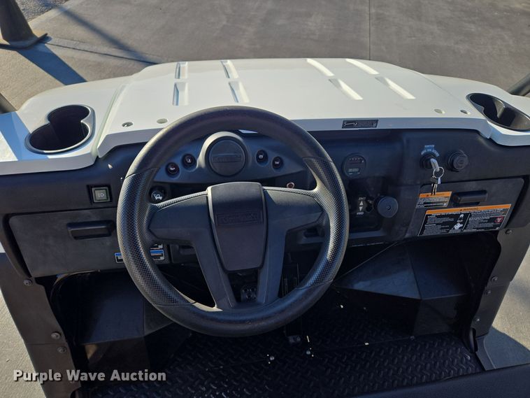 image for item EE8671 2022 Kawasaki  KAF620Z Mule utility vehicle