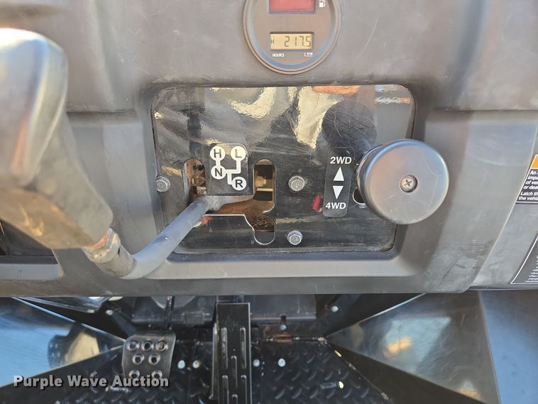 image for item EE8671 2022 Kawasaki  KAF620Z Mule utility vehicle