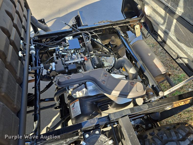 image for item EE8671 2022 Kawasaki  KAF620Z Mule utility vehicle