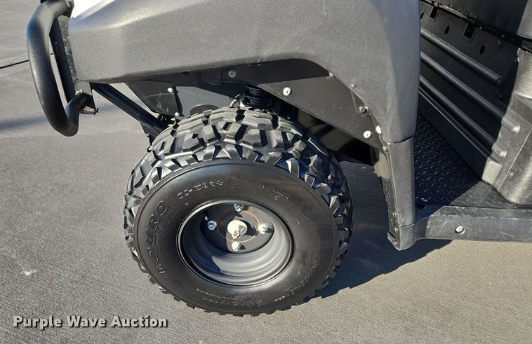 image for item EE8671 2022 Kawasaki  KAF620Z Mule utility vehicle