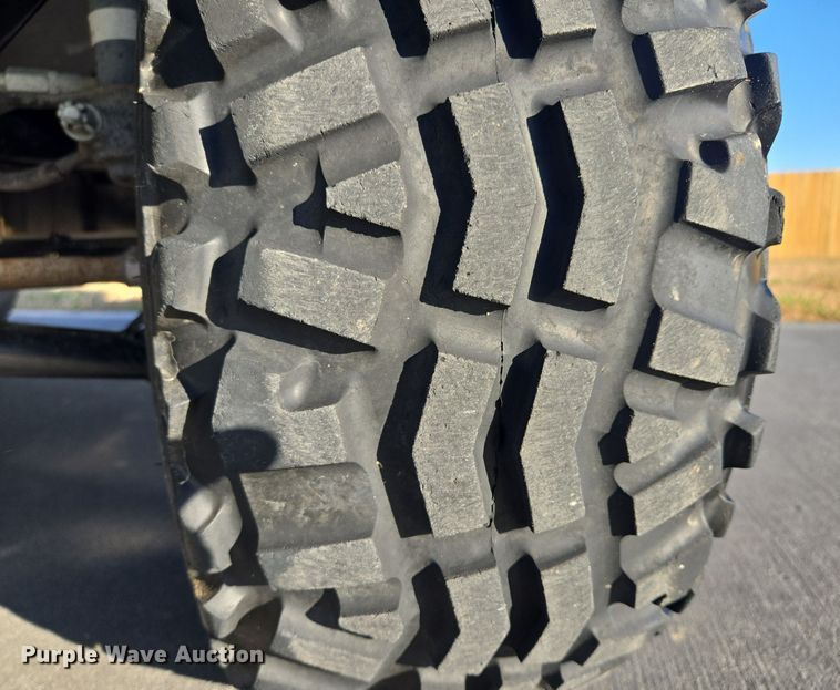 image for item EE8671 2022 Kawasaki  KAF620Z Mule utility vehicle