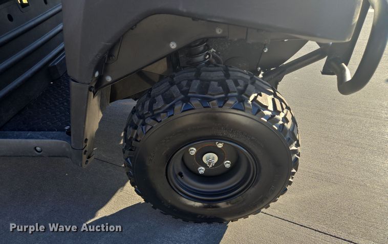 image for item EE8671 2022 Kawasaki  KAF620Z Mule utility vehicle