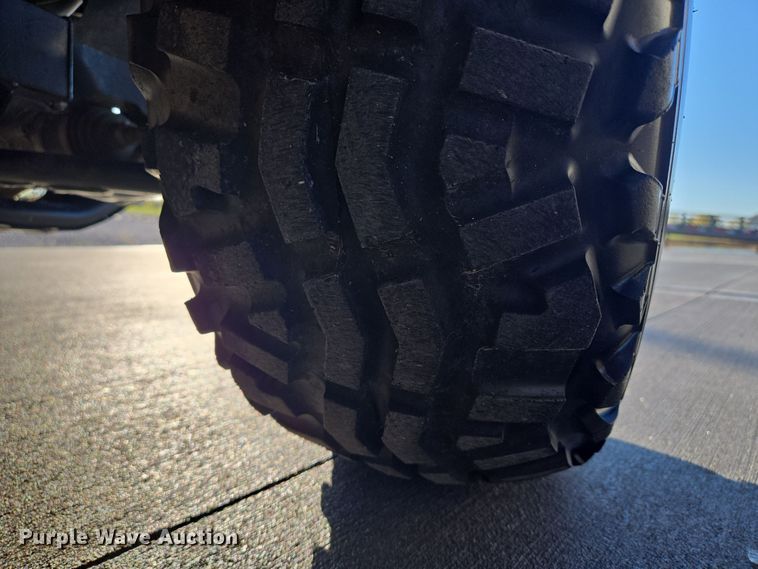 image for item EE8671 2022 Kawasaki  KAF620Z Mule utility vehicle