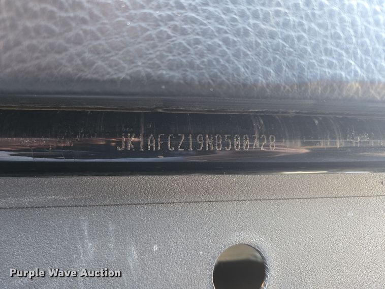 image for item EE8671 2022 Kawasaki  KAF620Z Mule utility vehicle