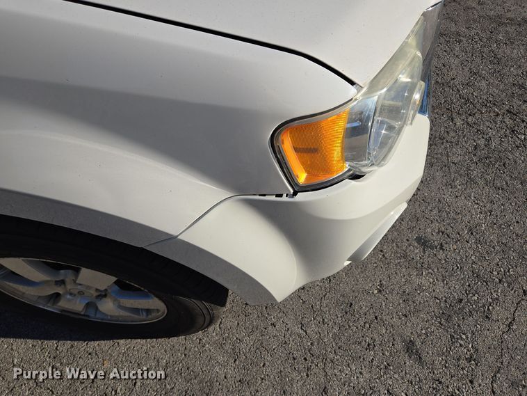 image for item EE8676 2012 Ford Escape Limited SUV