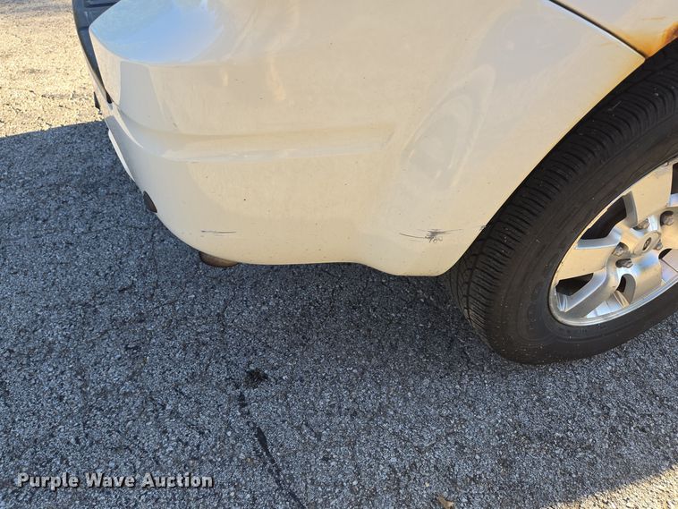 image for item EE8676 2012 Ford Escape Limited SUV