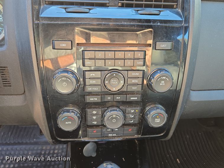 image for item EE8676 2012 Ford Escape Limited SUV