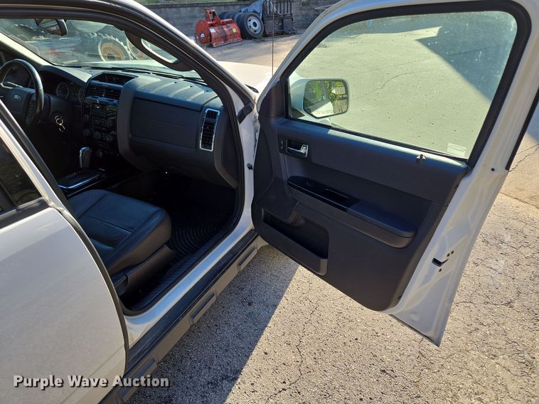 image for item EE8676 2012 Ford Escape Limited SUV