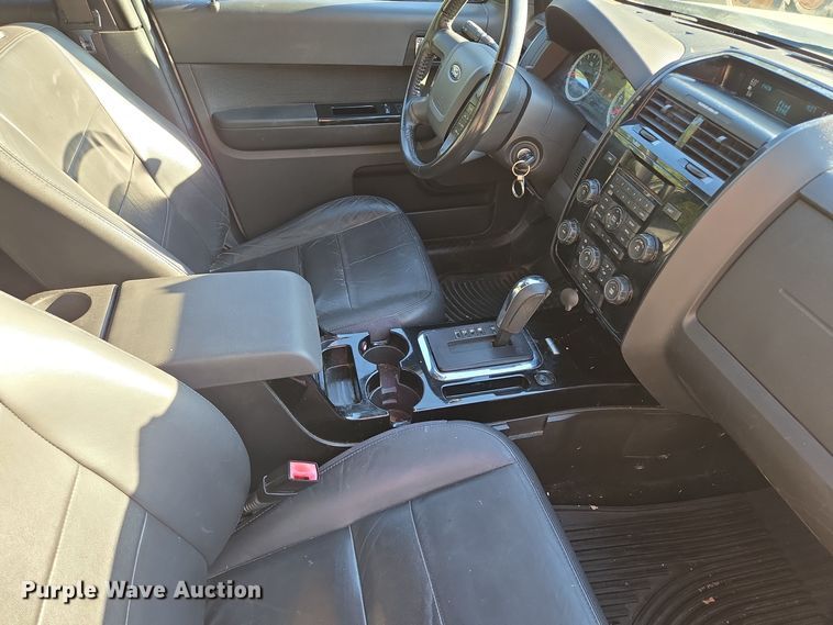 image for item EE8676 2012 Ford Escape Limited SUV